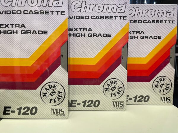 3 Videocassette VHS vergini E-120 Chroma 120 minuti Extra High Grade